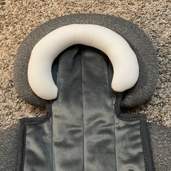 Coolbebe Infant Car Seat Insert - Picture 2 of 6